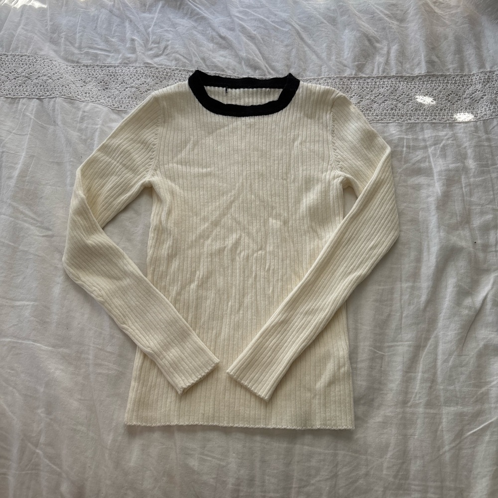 Cream Ribbed Long Sleeve Sweater with Black Neck Trim